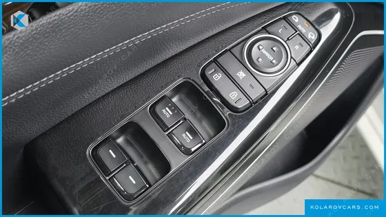 KIA K7 3.0 LPI LUXURY (RENTAL CAR)