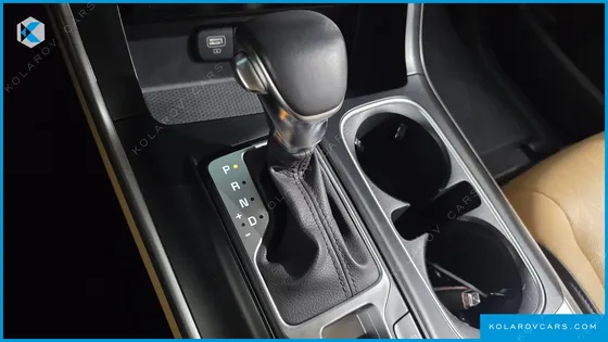 KIA CARNIVAL DIESEL 9-SEATER PRESTIGE