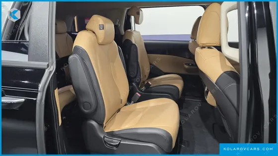 KIA CARNIVAL DIESEL 9-SEATER PRESTIGE
