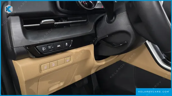 KIA CARNIVAL DIESEL 9-SEATER PRESTIGE