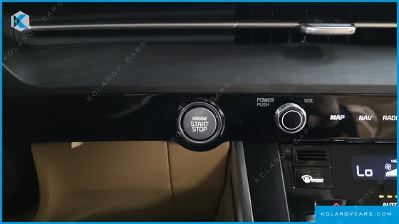 KIA CARNIVAL DIESEL 9-SEATER PRESTIGE