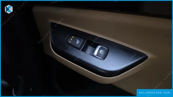 KIA CARNIVAL DIESEL 9-SEATER PRESTIGE