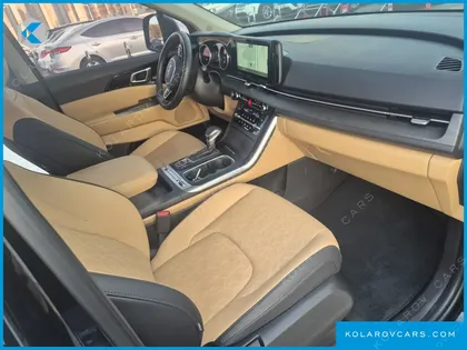 KIA CARNIVAL DIESEL 11-SEATER PRESTIGE