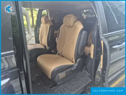KIA CARNIVAL DIESEL 9-SEATER PRESTIGE