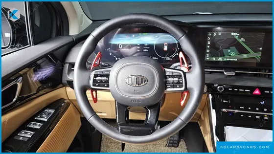 KIA CARNIVAL GASOLINE 7-SEATER SIGNATURE
