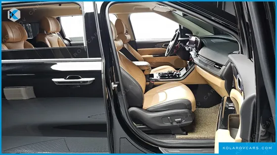 KIA CARNIVAL GASOLINE 7-SEATER SIGNATURE