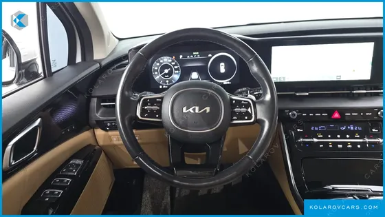 KIA CARNIVAL GASOLINE 7-SEATER SIGNATURE