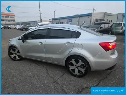 KIA PRIDE 1.6 GDI SEDAN