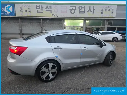 KIA PRIDE 1.6 GDI SEDAN