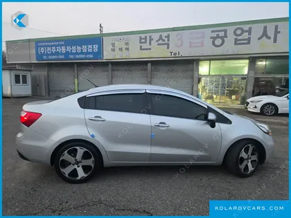 KIA PRIDE 1.6 GDI SEDAN