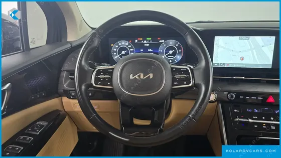 KIA CARNIVAL DIESEL 9-SEATER SIGNATURE