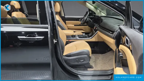 KIA CARNIVAL DIESEL 9-SEATER NOBLESSE