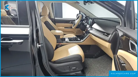 KIA CARNIVAL GASOLINE 9-SEATER NOBLESSE