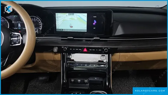 KIA CARNIVAL GASOLINE 9-SEATER NOBLESSE
