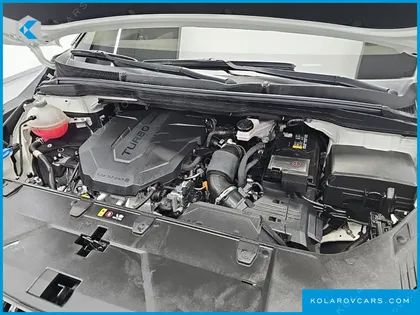 KIA CARNIVAL DIESEL 7-SEATER SIGNATURE