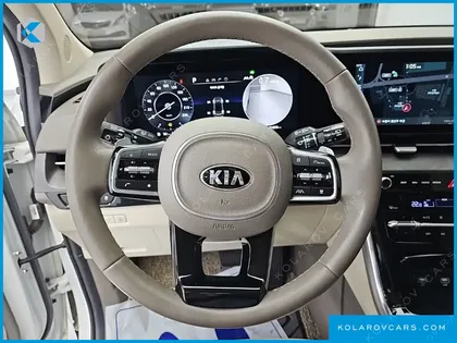 KIA CARNIVAL DIESEL 7-SEATER SIGNATURE