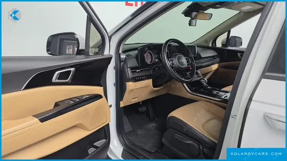 KIA CARNIVAL DIESEL 9-SEATER PRESTIGE