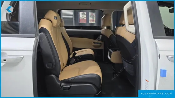 KIA CARNIVAL DIESEL 9-SEATER PRESTIGE