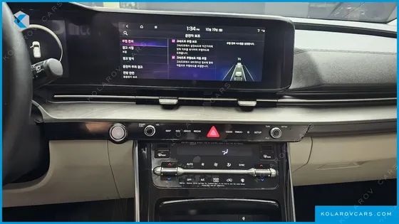KIA CARNIVAL DIESEL 9-SEATER SIGNATURE