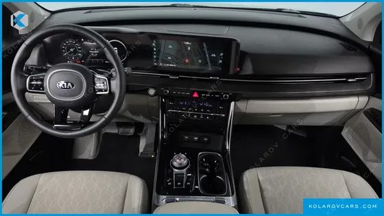 KIA CARNIVAL DIESEL 9-SEATER NOBLESSE