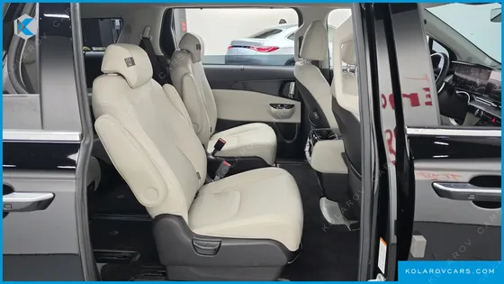 KIA CARNIVAL DIESEL 9-SEATER NOBLESSE