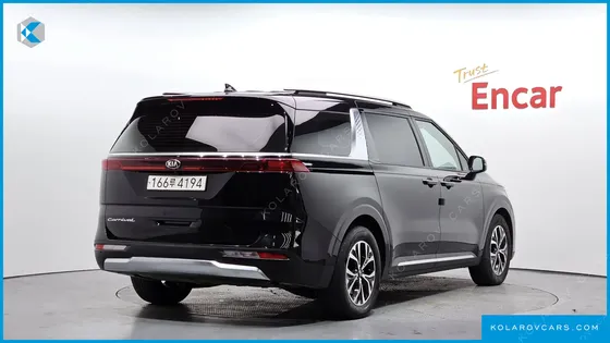 KIA CARNIVAL DIESEL 9-SEATER NOBLESSE