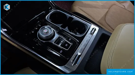 KIA CARNIVAL DIESEL 9-SEATER NOBLESSE