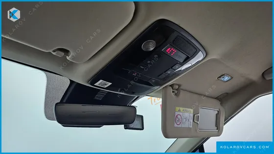 KIA CARNIVAL DIESEL 9-SEATER NOBLESSE