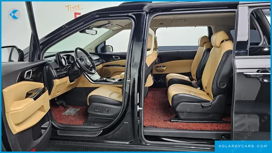 KIA CARNIVAL DIESEL 9-SEATER NOBLESSE