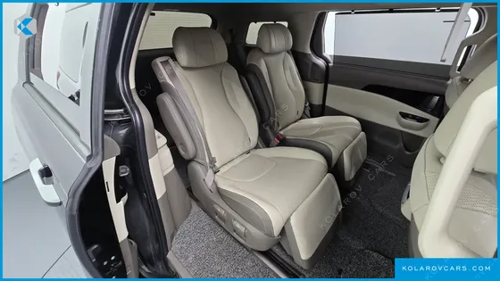 KIA CARNIVAL DIESEL 7-SEATER NOBLESSE