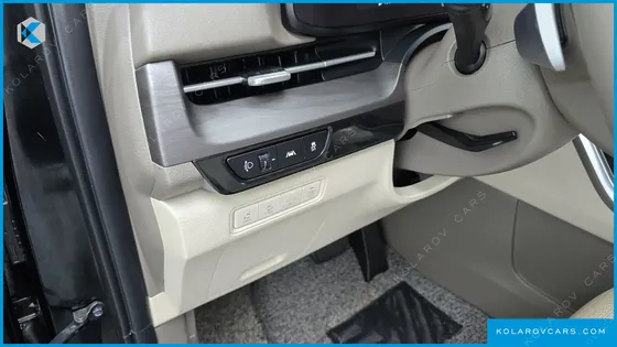 KIA CARNIVAL DIESEL 7-SEATER NOBLESSE
