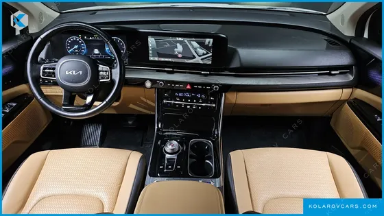 KIA CARNIVAL GASOLINE 9-SEATER SIGNATURE