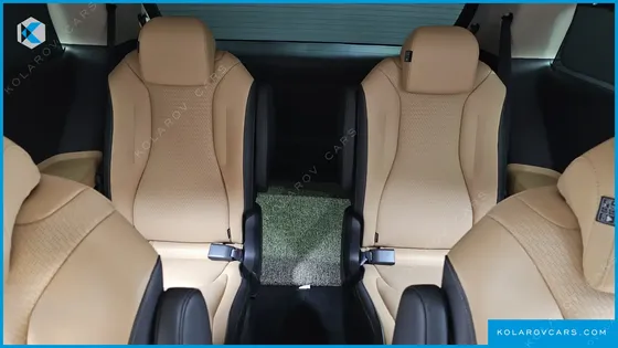 KIA CARNIVAL GASOLINE 9-SEATER SIGNATURE