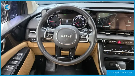 KIA CARNIVAL DIESEL 9-SEATER PRESTIGE