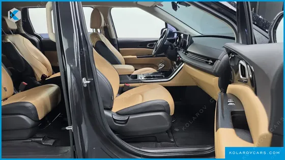 KIA CARNIVAL DIESEL 9-SEATER PRESTIGE