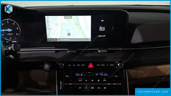 KIA CARNIVAL DIESEL 9-SEATER SIGNATURE
