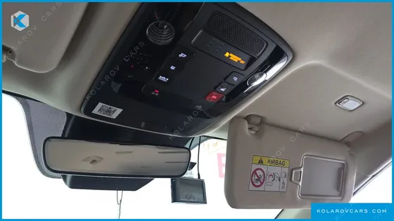 KIA CARNIVAL DIESEL 9-SEATER SIGNATURE