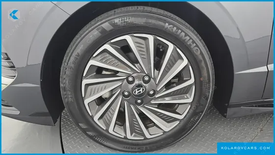 HYUNDAI SONATA PREMIUM