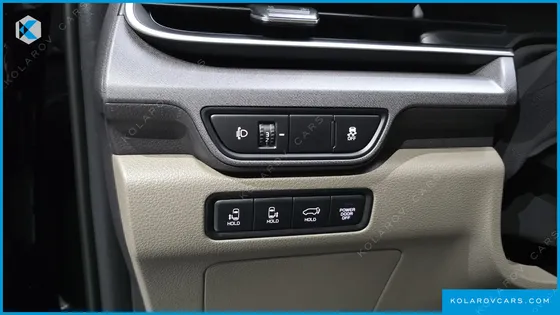 KIA CARNIVAL HEV 9SEATER NOBLESS
