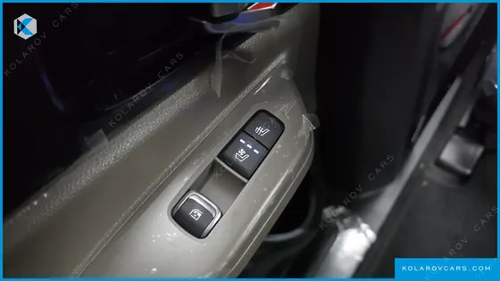 KIA CARNIVAL HEV 7SEATER GRAVITY