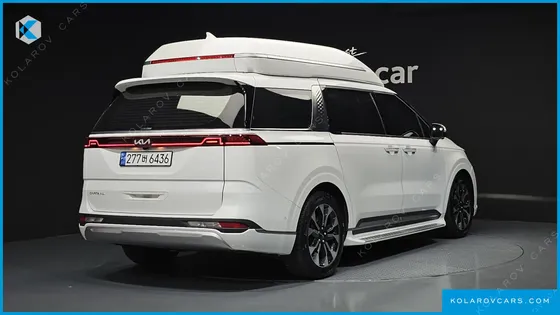 KIA CARNIVAL GASOLINE 9-SEATER HI-LIMOUSINE