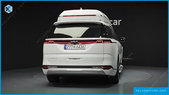 KIA CARNIVAL GASOLINE 9-SEATER HI-LIMOUSINE