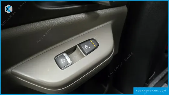 KIA CARNIVAL HEV 9SEATER NOBLESS
