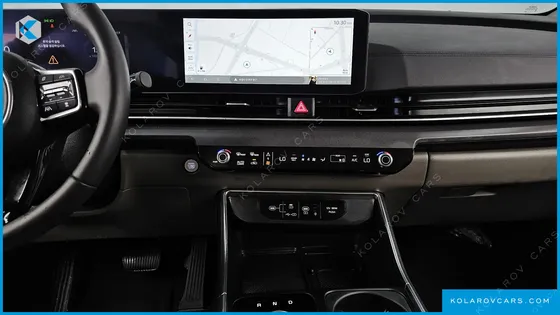 KIA CARNIVAL HEV 9SEATER NOBLESS