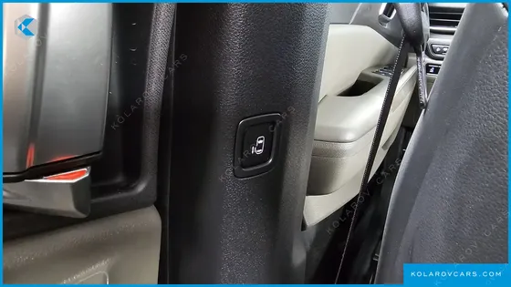 KIA CARNIVAL HEV 9SEATER NOBLESS