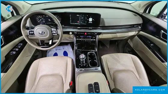 KIA CARNIVAL DIESEL 11-SEATER SIGNATURE