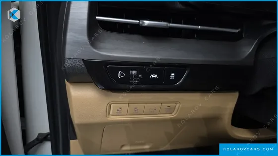 KIA CARNIVAL DIESEL 7-SEATER SIGNATURE