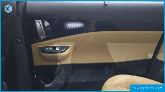 KIA CARNIVAL DIESEL 7-SEATER SIGNATURE