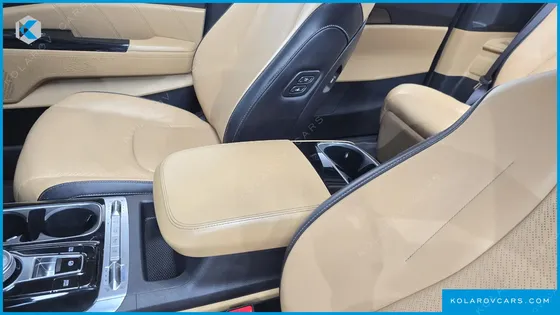 KIA CARNIVAL DIESEL 7-SEATER SIGNATURE
