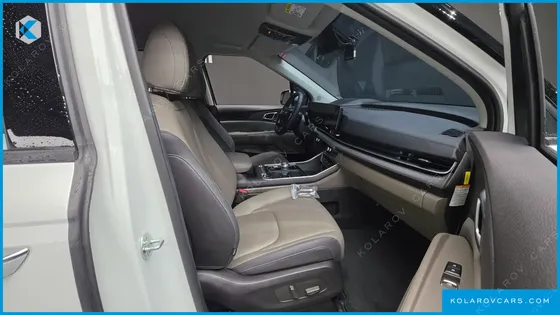 KIA CARNIVAL HEV 7SEATER OUTDOOR NOBLESS